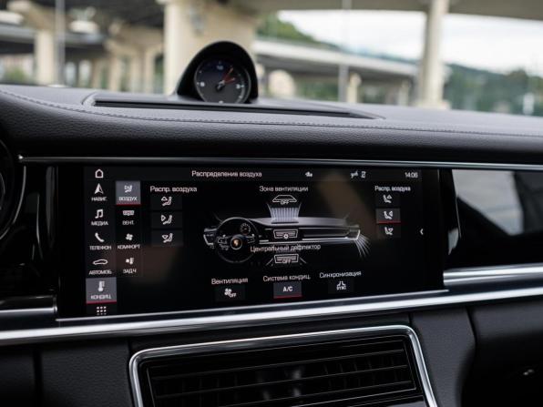 Porsche Panamera II Рестайлинг с пробегом 2021 года, цена 10 999 000 рублей, 40395 км, лифтбек, Автокод Объявления