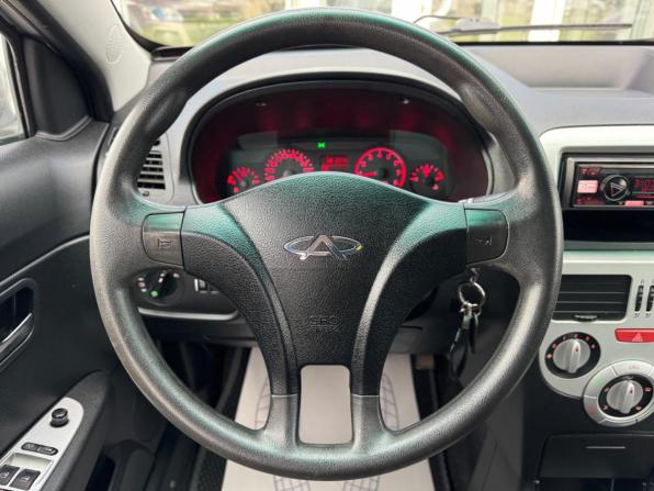 Chery Very (A13) с пробегом 2012 года, цена 335 000 рублей, 66931 км, хэтчбек, Автокод Объявления