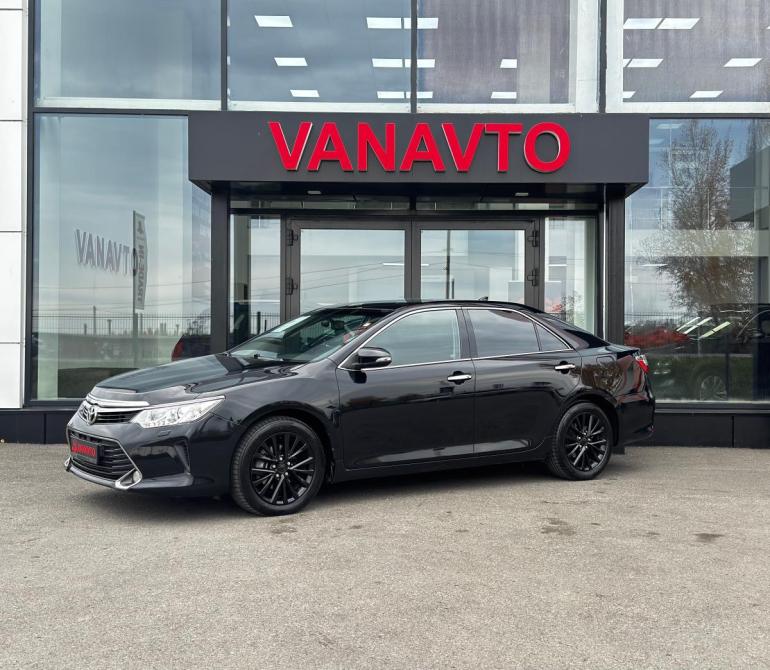 Toyota Camry VII (XV50) Рестайлинг 2 Азнакаево  - изображение 1