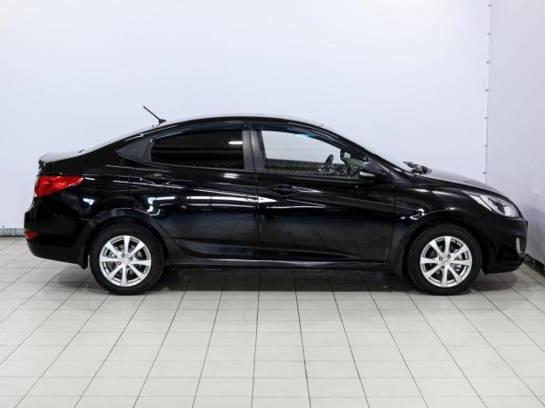 Hyundai Solaris I с пробегом 2012 года, цена 780 000 рублей, 185493 км, седан, Автокод Объявления