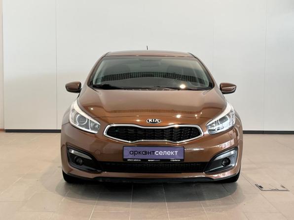 Kia Ceed II Рестайлинг с пробегом 2016 года, цена 1 270 000 рублей, 135413 км, хэтчбек, Автокод Объявления
