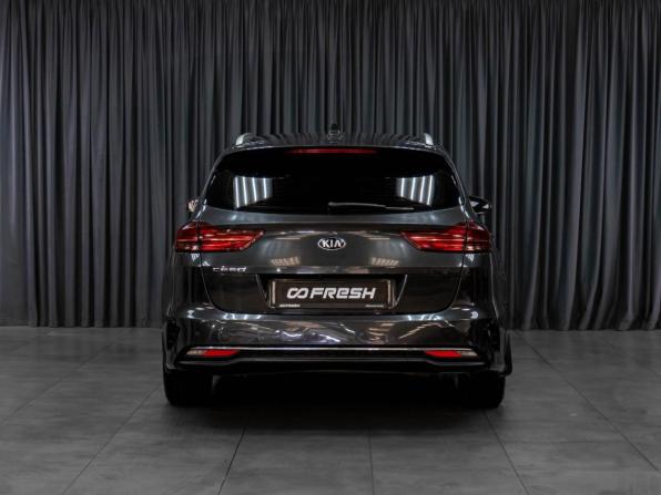 Kia Ceed III с пробегом 2019 года, цена 1 199 000 рублей, 379727 км, универсал, Автокод Объявления