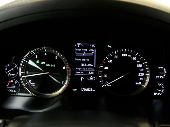 Lexus LX III Рестайлинг 2 с пробегом 2020 года, цена 10 500 000 рублей, 106000 км, внедорожник, Автокод Объявления