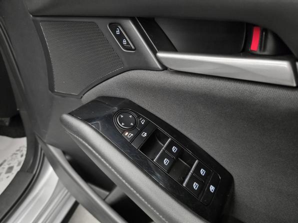Mazda 3 IV (BP) с пробегом 2021 года, цена 1 670 000 рублей, 56000 км, хэтчбек, Автокод Объявления