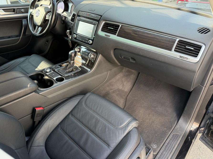 Volkswagen Touareg II Рестайлинг Курган  - изображение 12