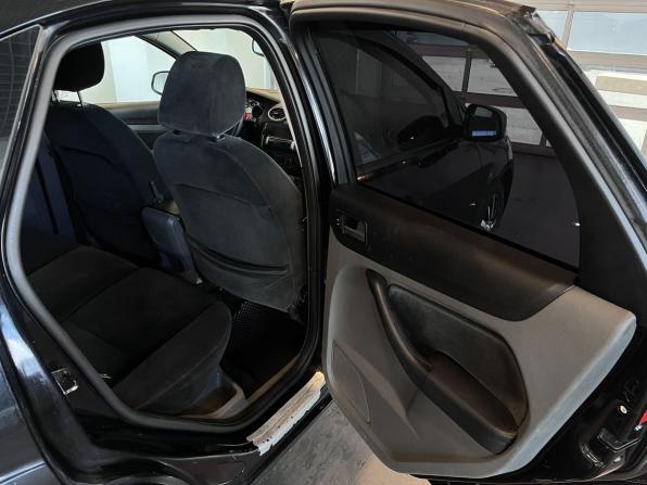 Ford Focus II Рестайлинг с пробегом 2008 года, цена 588 000 рублей, 250023 км, хэтчбек, Автокод Объявления
