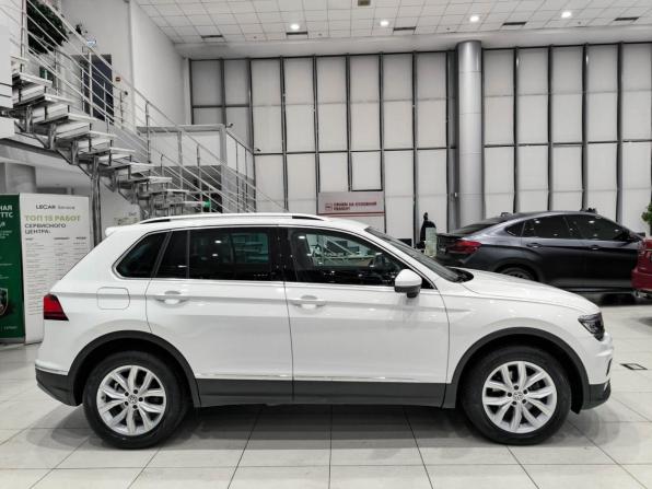 Volkswagen Tiguan II с пробегом 2019 года, цена 2 450 000 рублей, 135115 км, внедорожник, Автокод Объявления