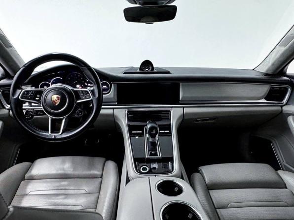 Porsche Panamera II с пробегом 2017 года, цена 6 990 000 рублей, 88152 км, лифтбек, Автокод Объявления