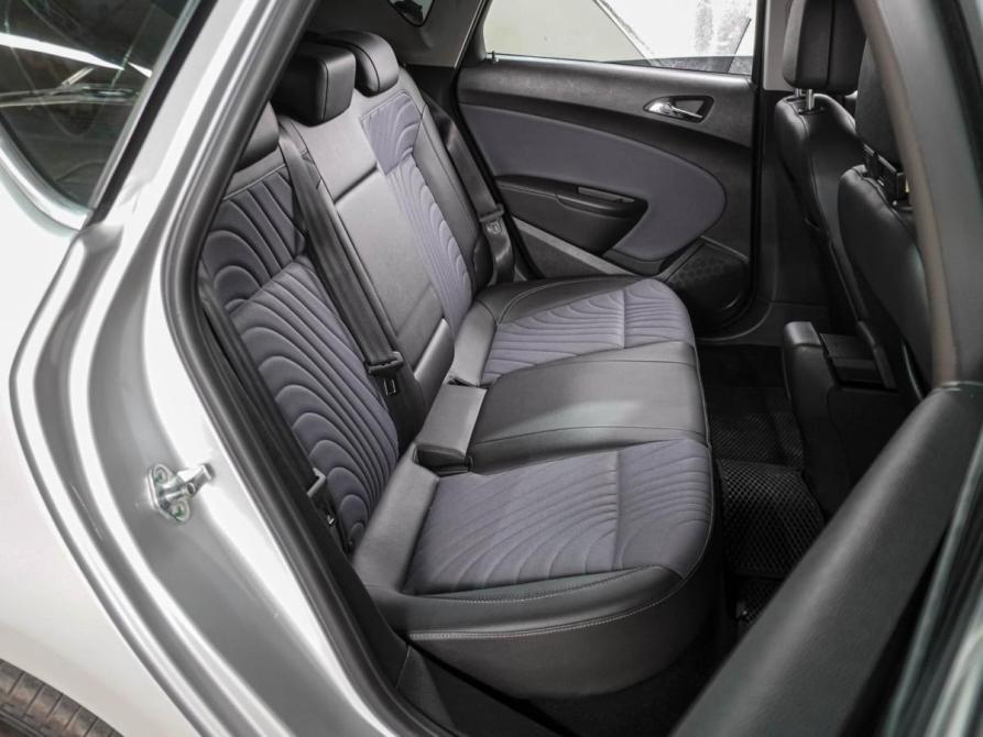 Opel Astra J Рестайлинг Воронеж  - изображение 7