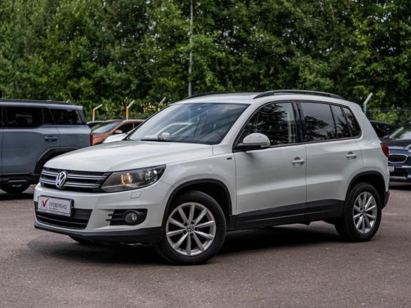 Volkswagen Tiguan I Рестайлинг с пробегом 2015 года, цена 875 000 рублей, 304649 км, внедорожник, Автокод Объявления