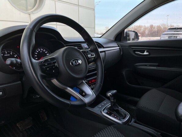 Kia Rio IV с пробегом 2020 года, цена 1 598 900 рублей, 76300 км, седан, Автокод Объявления