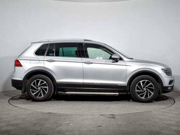 Volkswagen Tiguan II с пробегом 2018 года, цена 2 790 000 рублей, 59000 км, внедорожник, Автокод Объявления