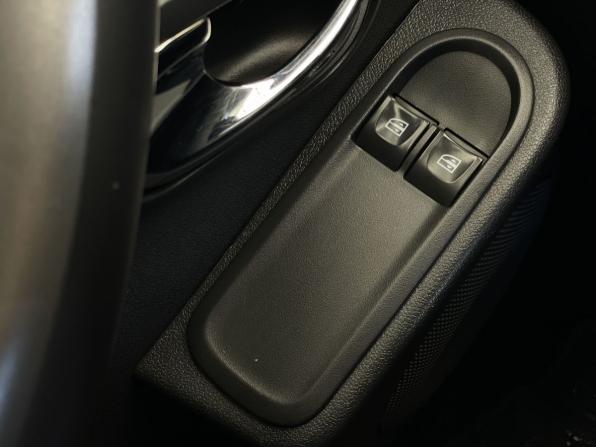 Renault Duster I Рестайлинг с пробегом 2015 года, цена 1 297 000 рублей, 84000 км, внедорожник, Автокод Объявления