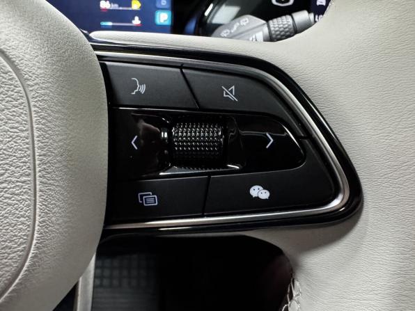 Geely Monjaro I с пробегом 2024 года, цена 3 800 000 рублей, 8594 км, внедорожник, Автокод Объявления