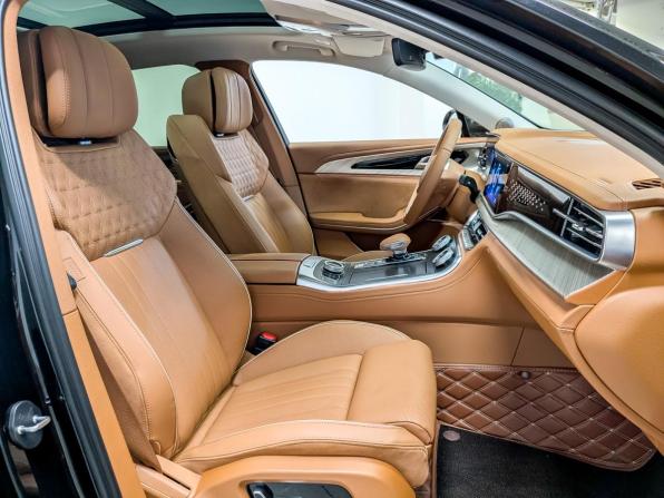 Hongqi H9 I с пробегом 2023 года, цена 4 000 000 рублей, 31369 км, седан, Автокод Объявления