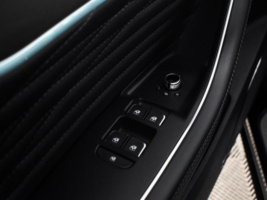 Hongqi HS5 I Санкт-Петербург  - изображение 11