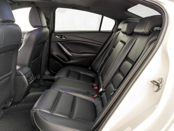 Mazda 6 III (GJ) Рестайлинг с пробегом 2017 года, цена 2 195 000 рублей, 109072 км, седан, Автокод Объявления