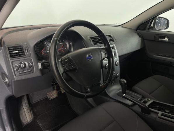 Volvo S40 II Рестайлинг с пробегом 2011 года, цена 715 000 рублей, 213225 км, седан, Автокод Объявления