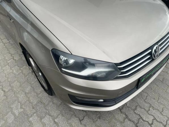 Volkswagen Polo V Рестайлинг с пробегом 2018 года, цена 1 221 000 рублей, 85310 км, седан, Автокод Объявления