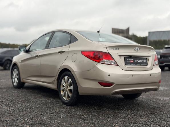 Hyundai Solaris I с пробегом 2011 года, цена 450 000 рублей, 323000 км, седан, Автокод Объявления