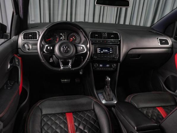 Volkswagen Polo V Рестайлинг с пробегом 2016 года, цена 969 000 рублей, 231716 км, седан, Автокод Объявления