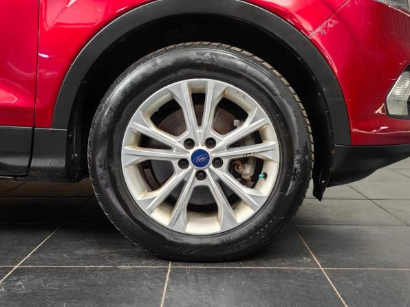 Ford Escape IV с пробегом 2019 года, цена 1 299 000 рублей, 141884 км, внедорожник, Автокод Объявления