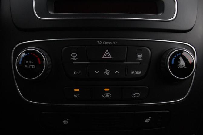 Kia Sorento II Рестайлинг с пробегом 2013 года, цена 1 695 000 рублей, 170138 км, внедорожник, Автокод Объявления