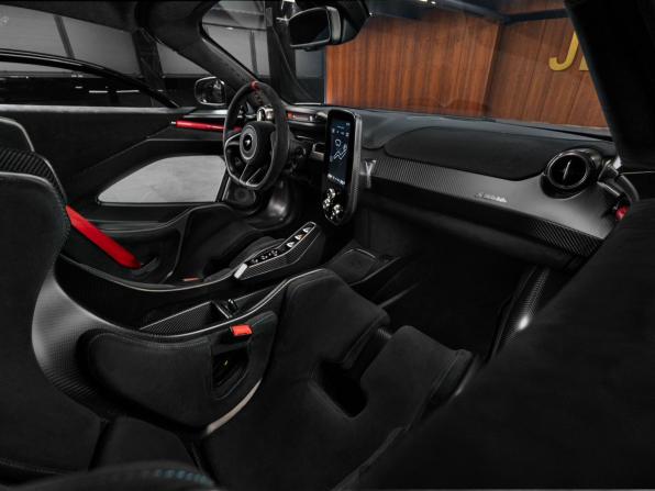 McLaren Senna с пробегом 2019 года, цена 140 000 000 рублей, 2773 км, купе, Автокод Объявления