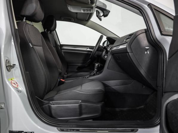 Volkswagen Golf VII Рестайлинг с пробегом 2018 года, цена 1 899 000 рублей, 77796 км, хэтчбек, Автокод Объявления