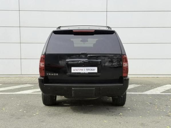 Chevrolet Tahoe III с пробегом 2011 года, цена 1 690 000 рублей, 215052 км, внедорожник, Автокод Объявления