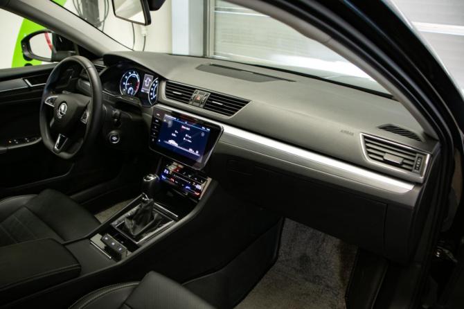 Skoda Superb III Рестайлинг с пробегом 2020 года, цена 2 460 000 рублей, 80622 км, лифтбек, Автокод Объявления