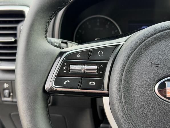 Kia Sportage IV Рестайлинг с пробегом 2018 года, цена 1 950 000 рублей, 88195 км, внедорожник, Автокод Объявления