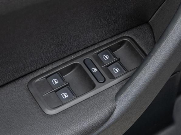 Skoda Yeti I Рестайлинг с пробегом 2014 года, цена 1 490 000 рублей, 99738 км, внедорожник, Автокод Объявления
