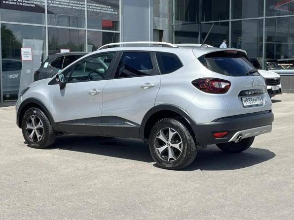 Renault Kaptur I Рестайлинг с пробегом 2022 года, цена 1 750 000 рублей, 45150 км, внедорожник, Автокод Объявления