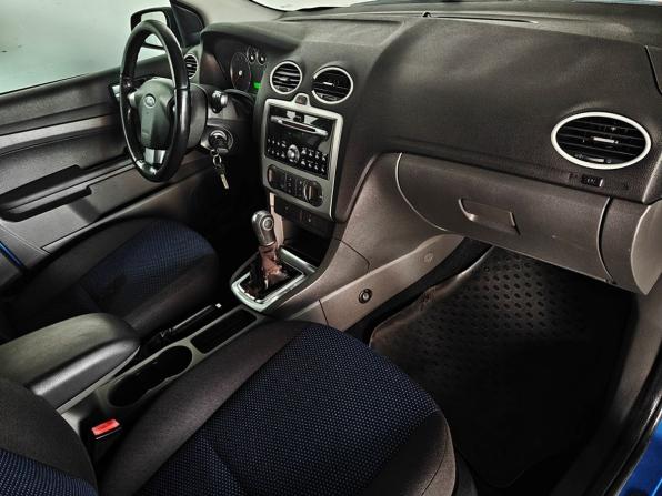 Ford Focus II с пробегом 2007 года, цена 387 000 рублей, 162829 км, хэтчбек, Автокод Объявления
