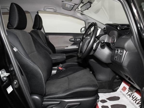 Toyota Wish II с пробегом 2010 года, цена 1 345 000 рублей, 180031 км, минивэн, Автокод Объявления