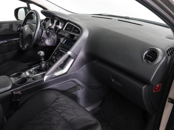 Peugeot 3008 I с пробегом 2011 года, цена 549 000 рублей, 315372 км, внедорожник, Автокод Объявления