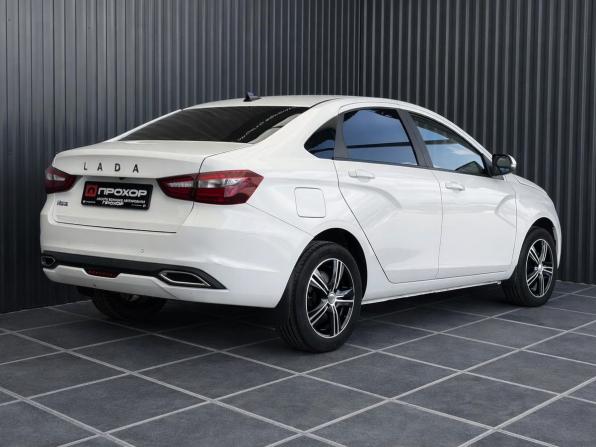 Lada (ВАЗ) Vesta I Рестайлинг (NG) с пробегом 2023 года, цена 1 177 000 рублей, 53300 км, седан, Автокод Объявления