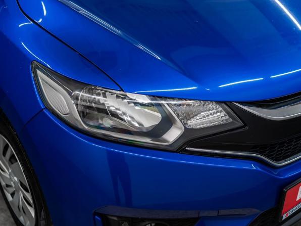Honda Fit III с пробегом 2016 года, цена 975 000 рублей, 76248 км, хэтчбек, Автокод Объявления