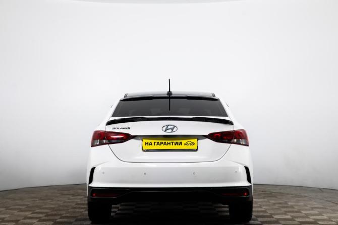 Hyundai Solaris II с пробегом 2021 года, цена 1 649 000 рублей, 131000 км, седан, Автокод Объявления