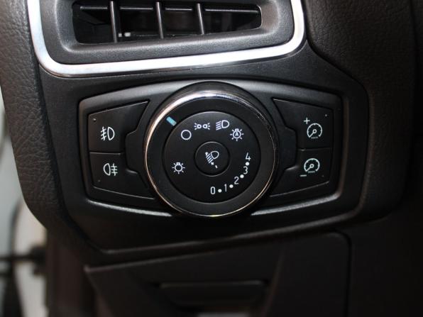 Ford Focus III с пробегом 2012 года, цена 789 900 рублей, 217727 км, хэтчбек, Автокод Объявления