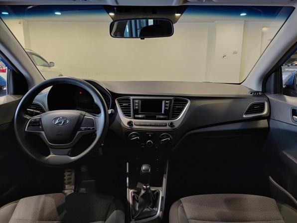 Hyundai Solaris II с пробегом 2017 года, цена 1 040 000 рублей, 99156 км, седан, Автокод Объявления