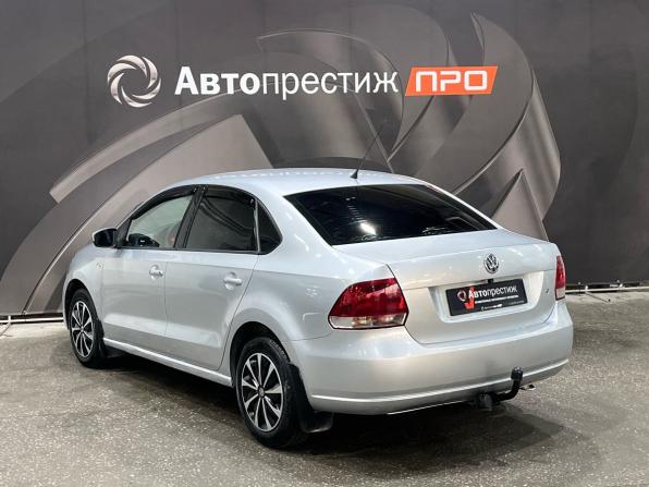 Volkswagen Polo V с пробегом 2011 года, цена 497 000 рублей, 172100 км, седан, Автокод Объявления