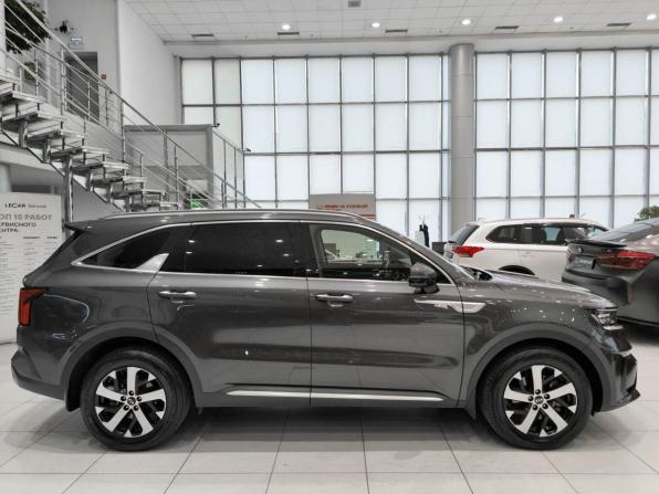 Kia Sorento IV с пробегом 2021 года, цена 3 300 000 рублей, 111000 км, внедорожник, Автокод Объявления