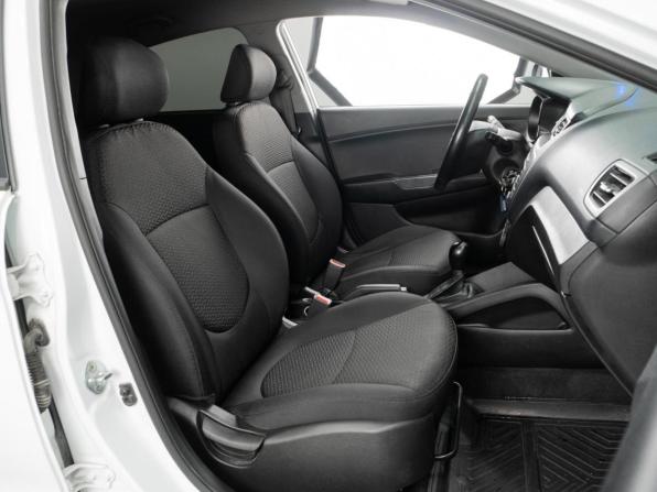 Kia Rio III Рестайлинг с пробегом 2015 года, цена 1 069 000 рублей, 95113 км, седан, Автокод Объявления