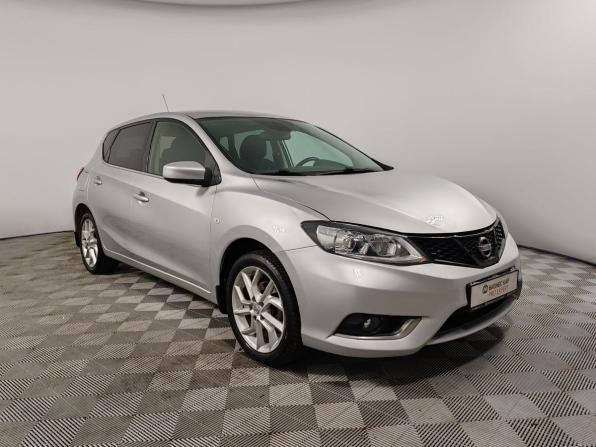 Nissan Tiida II с пробегом 2015 года, цена 999 000 рублей, 163109 км, хэтчбек, Автокод Объявления
