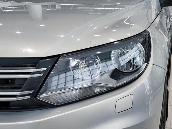 Volkswagen Tiguan I Рестайлинг с пробегом 2015 года, цена 990 000 рублей, 270689 км, внедорожник, Автокод Объявления