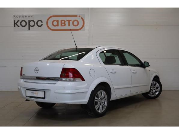Opel Astra H Рестайлинг с пробегом 2012 года, цена 557 000 рублей, 257000 км, седан, Автокод Объявления