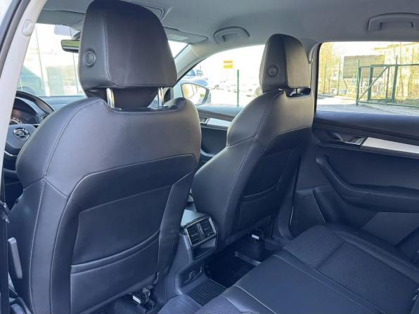 Skoda Karoq I с пробегом 2021 года, цена 2 299 000 рублей, 158070 км, внедорожник, Автокод Объявления