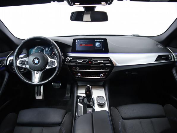 BMW 5 серии VII (G30/G31/G38) с пробегом 2018 года, цена 3 050 000 рублей, 170020 км, седан, Автокод Объявления